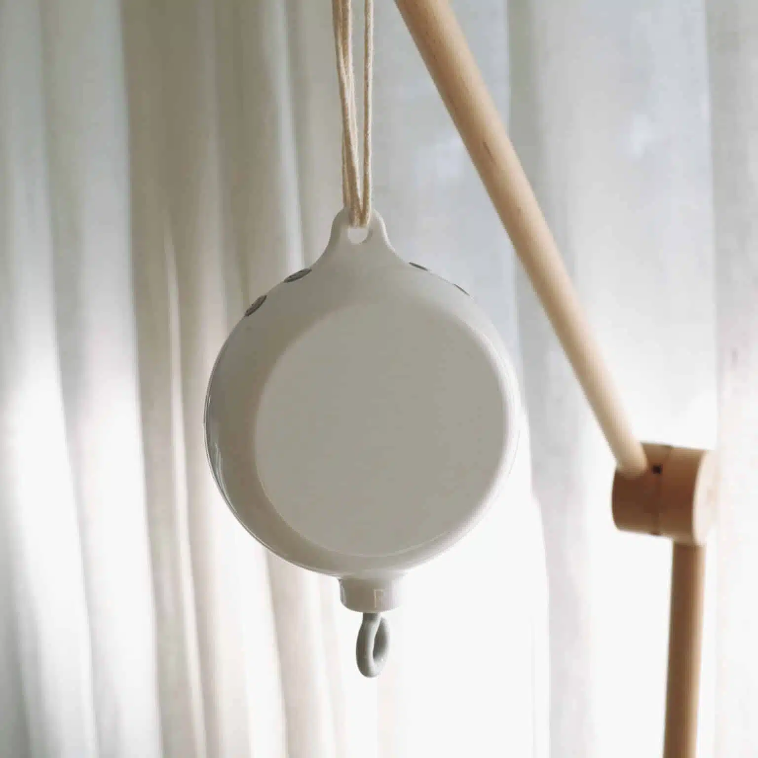 music-box-whit for cot mobile
